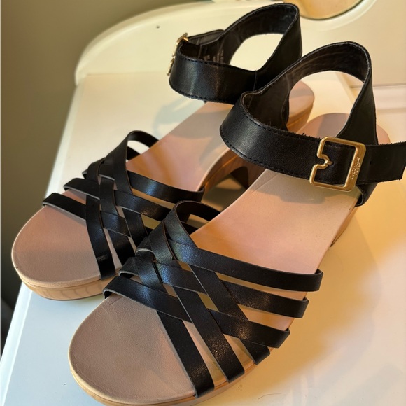 Dr. Scholl's Shoes - Dr. Scholl's Black and Tan Sandals